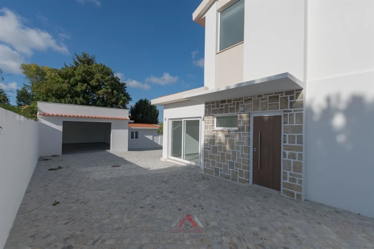 Moradia T4 para Venda em Marinha Grande Foto 2