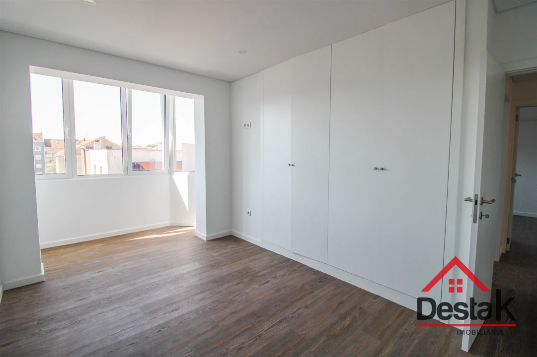 Apartamento T3 para Venda em Viseu Foto 11