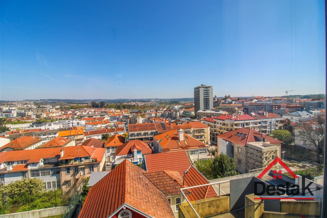 Apartamento T3 para Venda em Viseu Foto 21
