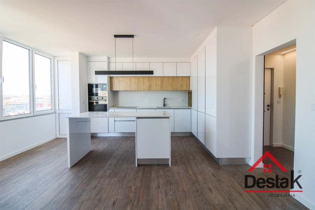 Apartamento T3 para Venda em Viseu Foto 1