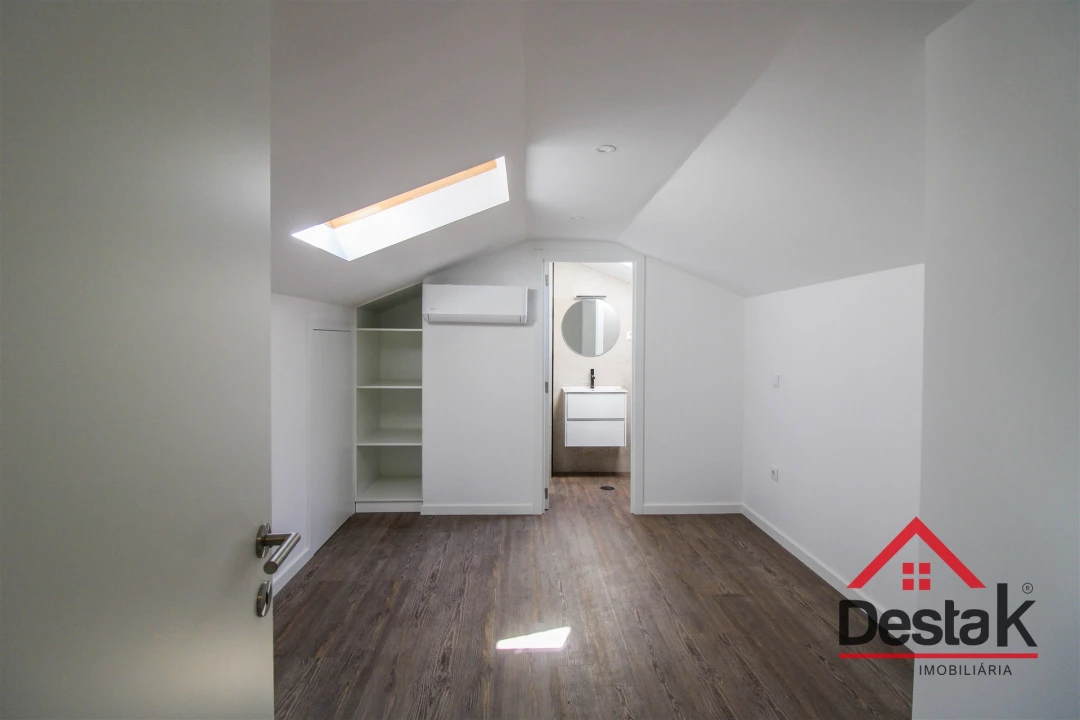 Apartamento T3 para Venda em Viseu Foto 17