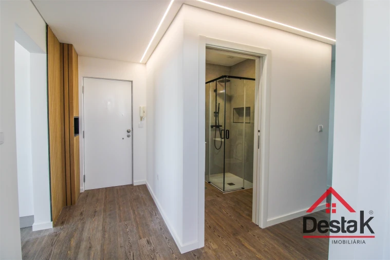 Apartamento T3 para Venda em Viseu Foto 8