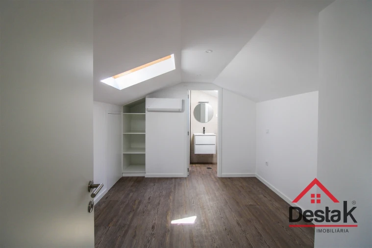 Apartamento T3 para Venda em Viseu Foto 17