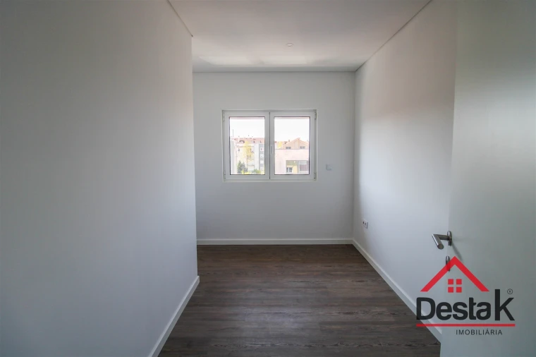 Apartamento T3 para Venda em Viseu Foto 13