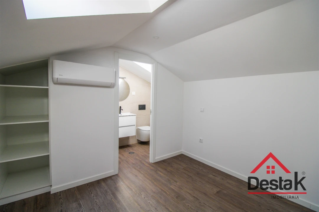 Apartamento T3 para Venda em Viseu Foto 18