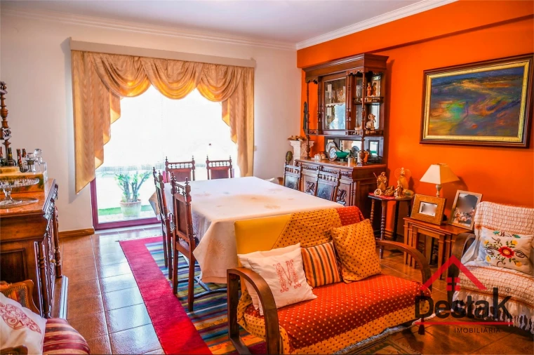 Apartamento T3 para Venda em Abraveses Foto 2