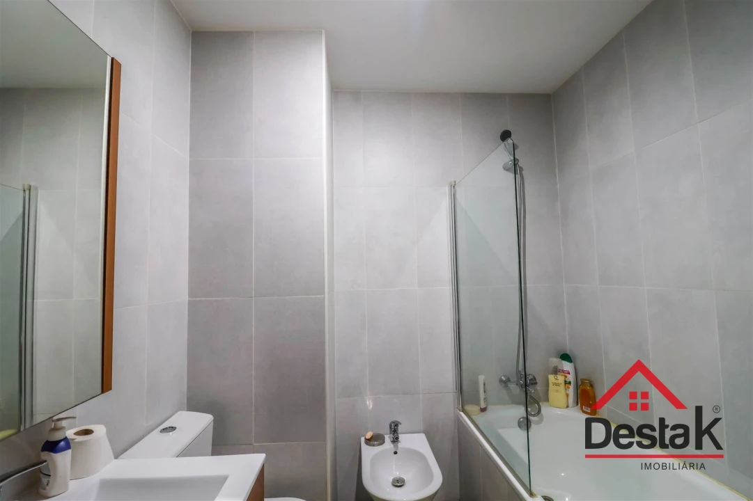 Apartamento T3 para Venda em Abraveses Foto 8