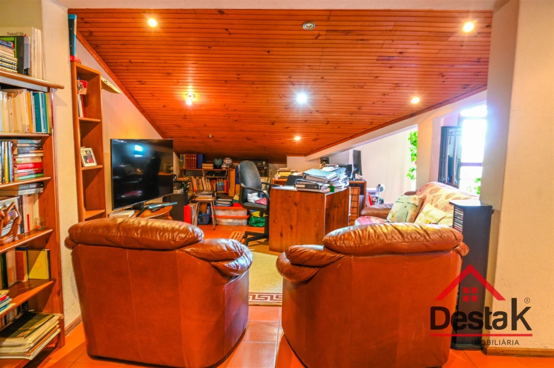 Apartamento T3 para Venda em Abraveses Foto 14