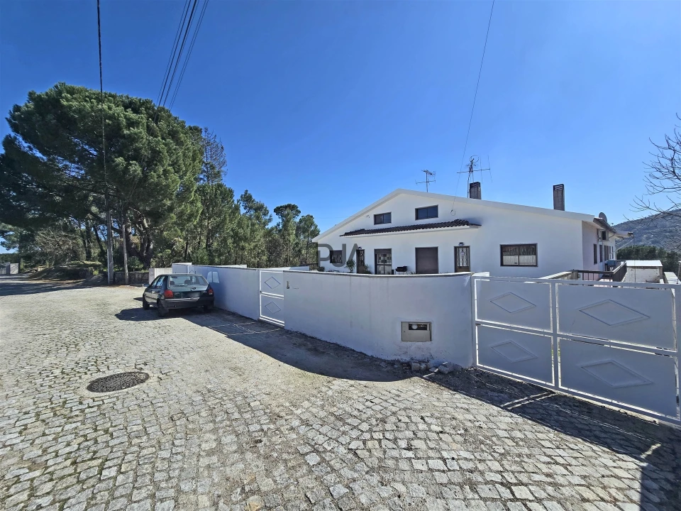 Apartamento T4 para Venda em Mangualde, Mesquitela e Cunha Alta Foto 9