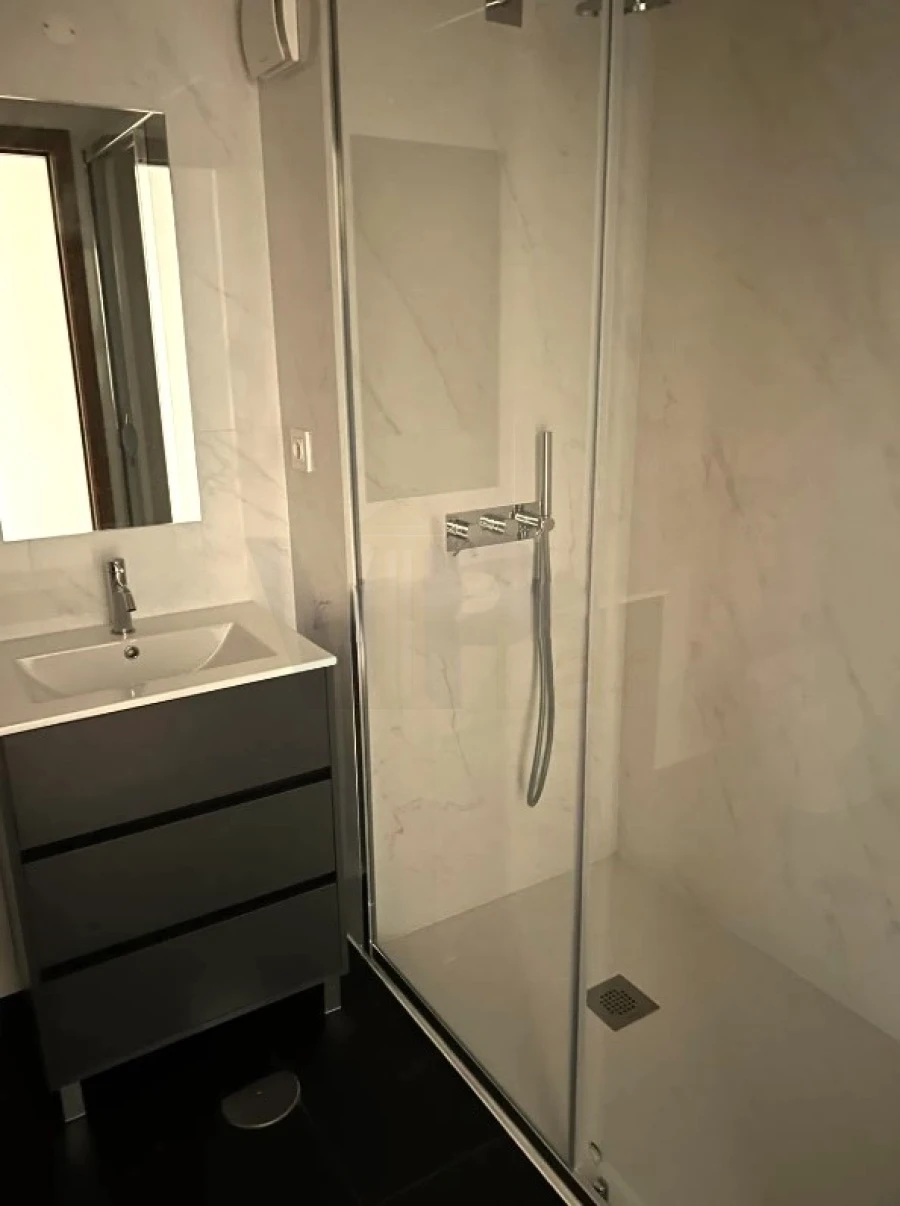 Apartamento T1 para Arrendamento em Paranhos Foto 4