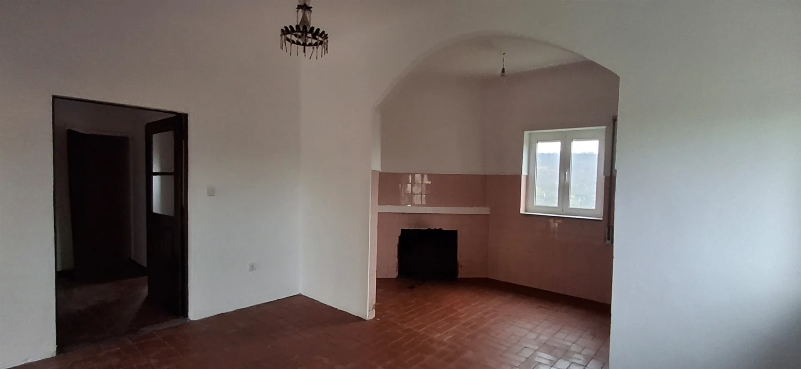 Moradia T6 para Venda em Insua Foto 6