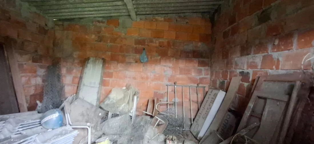 Moradia T6 para Venda em Insua Foto 17