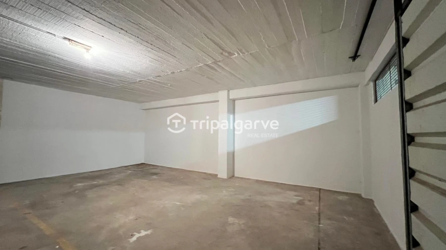 Apartamento T2 para Venda em Quarteira Foto 28