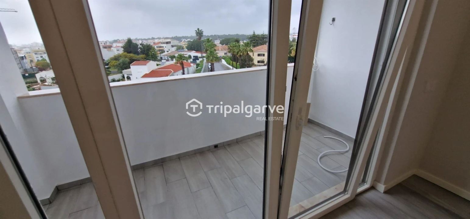 Apartamento T2 para Venda em Quarteira Foto 7