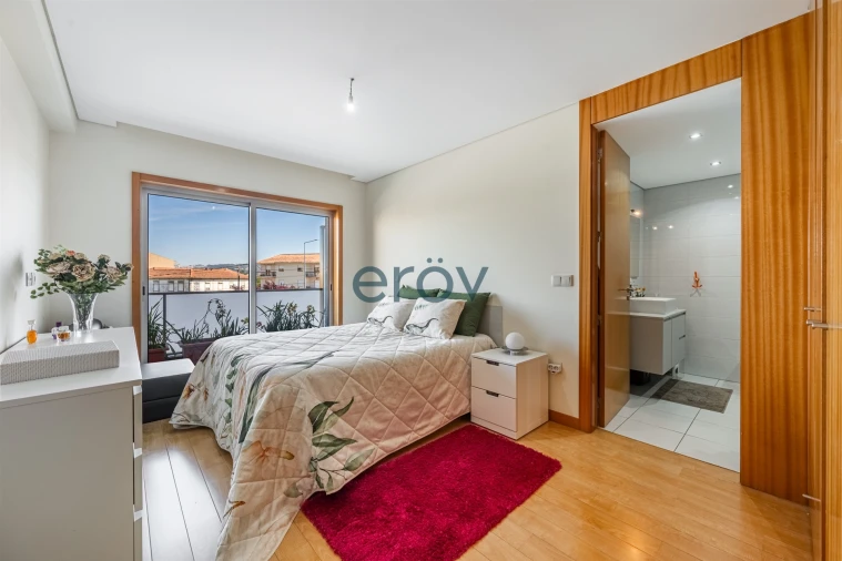 Apartamento T3 para Venda em Gondomar (São Cosme), Valbom e Jovim Foto 9