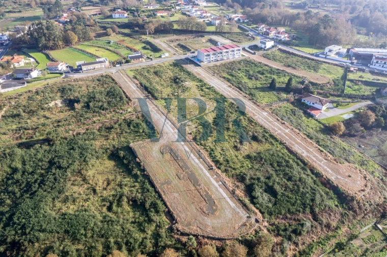 Terreno para Venda em Fonte Arcada e Oliveira Foto 1