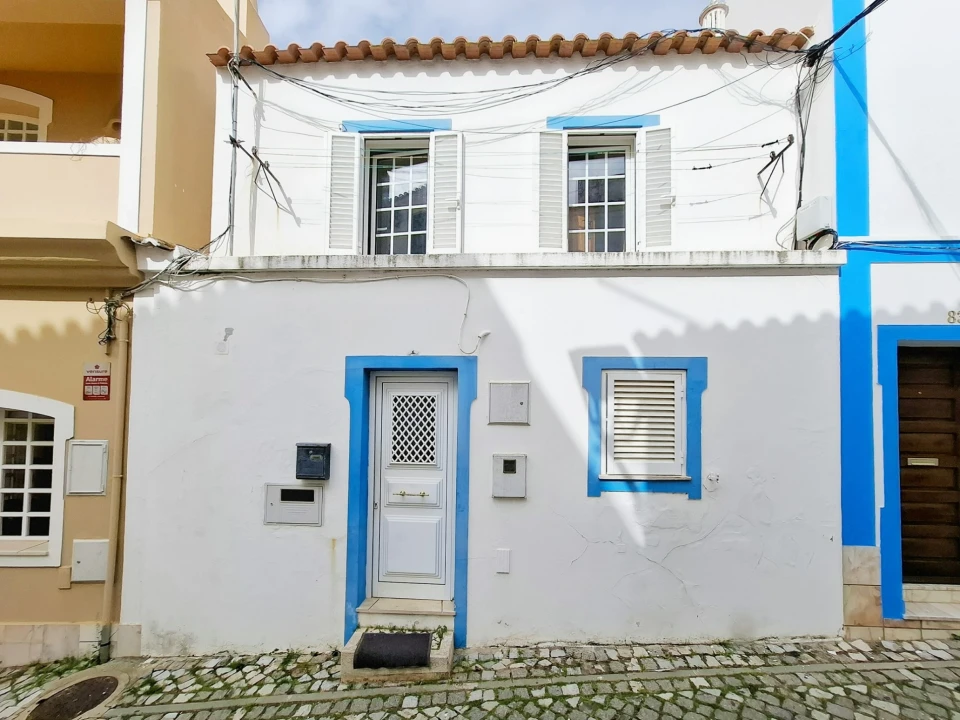 Moradia T2 para Venda em Guia Foto 2