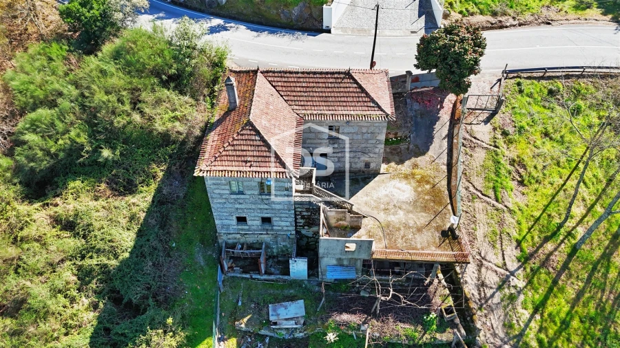 Moradia T3 para Venda em Mancelos Foto 24