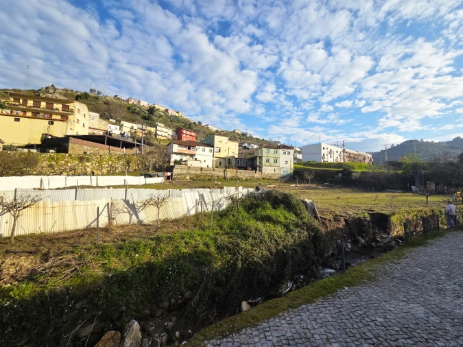 Terreno para Venda em Cambres Foto 4