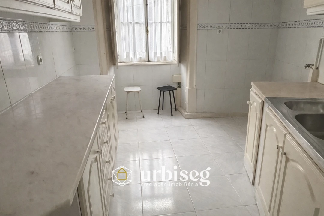 Moradia T6 para Venda em Buarcos Foto 17