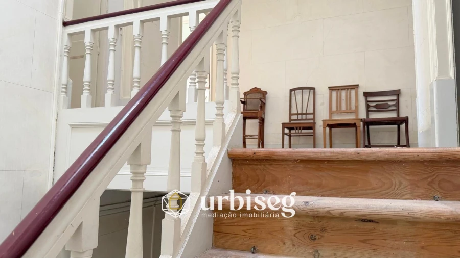 Moradia T6 para Venda em Buarcos Foto 15