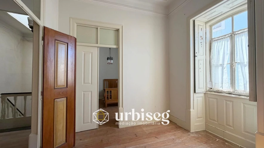 Moradia T6 para Venda em Buarcos Foto 13