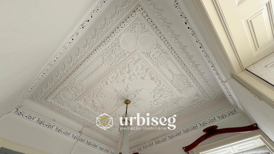 Moradia T6 para Venda em Buarcos Foto 3