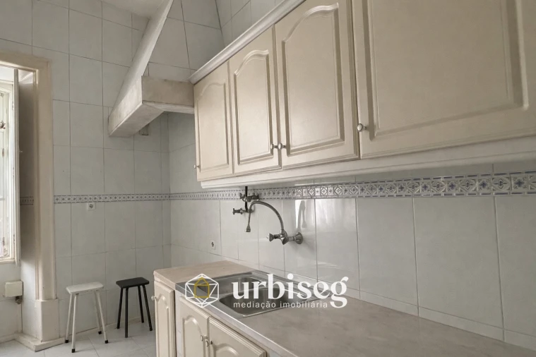 Moradia T6 para Venda em Buarcos Foto 18