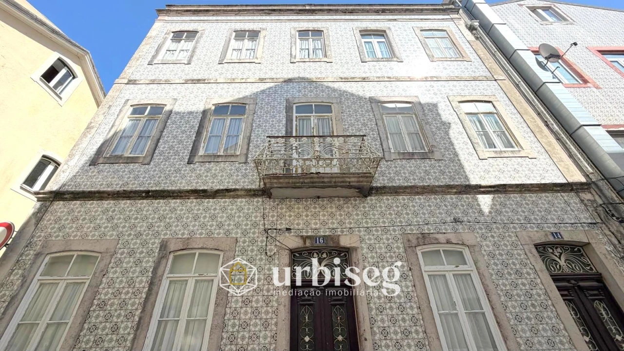 Moradia T6 para Venda em Buarcos Foto 1