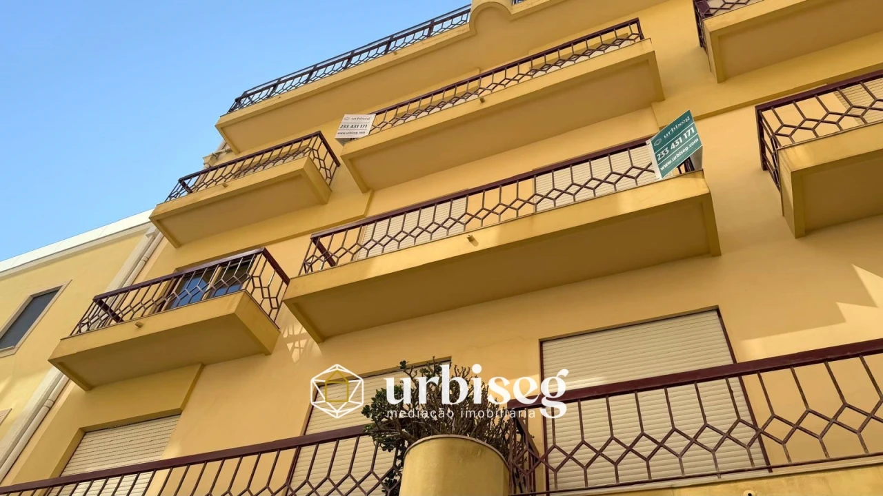 Apartamento T1 para Venda em Buarcos Foto 27