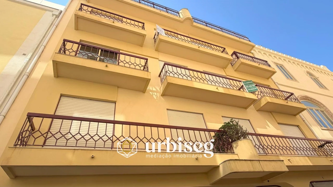 Apartamento T1 para Venda em Buarcos Foto 3