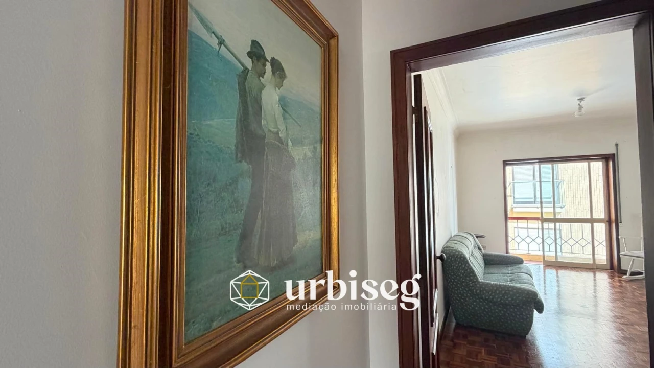 Apartamento T1 para Venda em Buarcos Foto 15