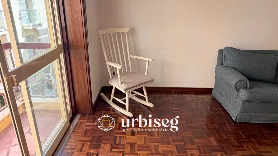 Apartamento T1 para Venda em Buarcos Foto 12