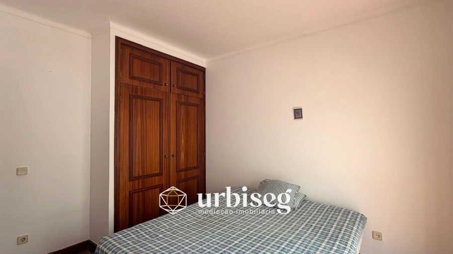 Apartamento T1 para Venda em Buarcos Foto 24