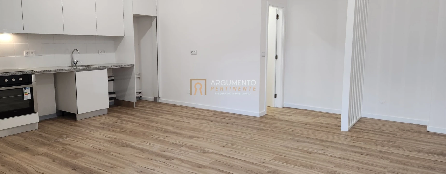 Apartamento T1 para Arrendamento em Cidade da Maia Foto 7