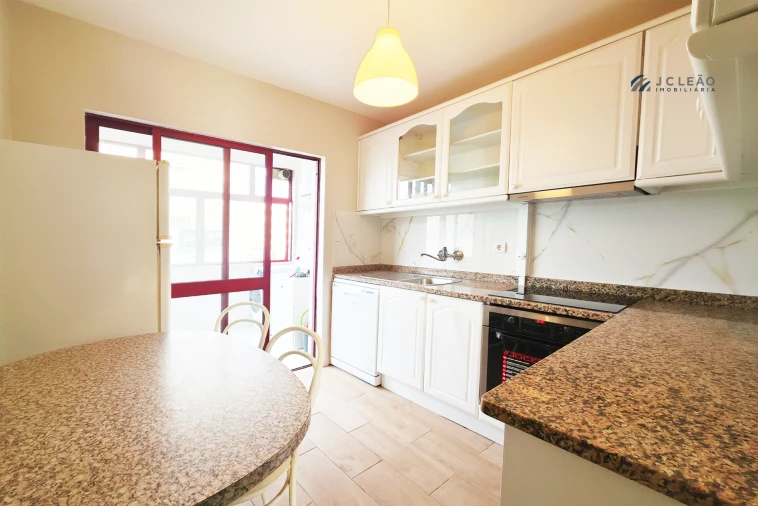 Apartamento T3 para Arrendamento em Matosinhos e Leça da Palmeira Foto 3