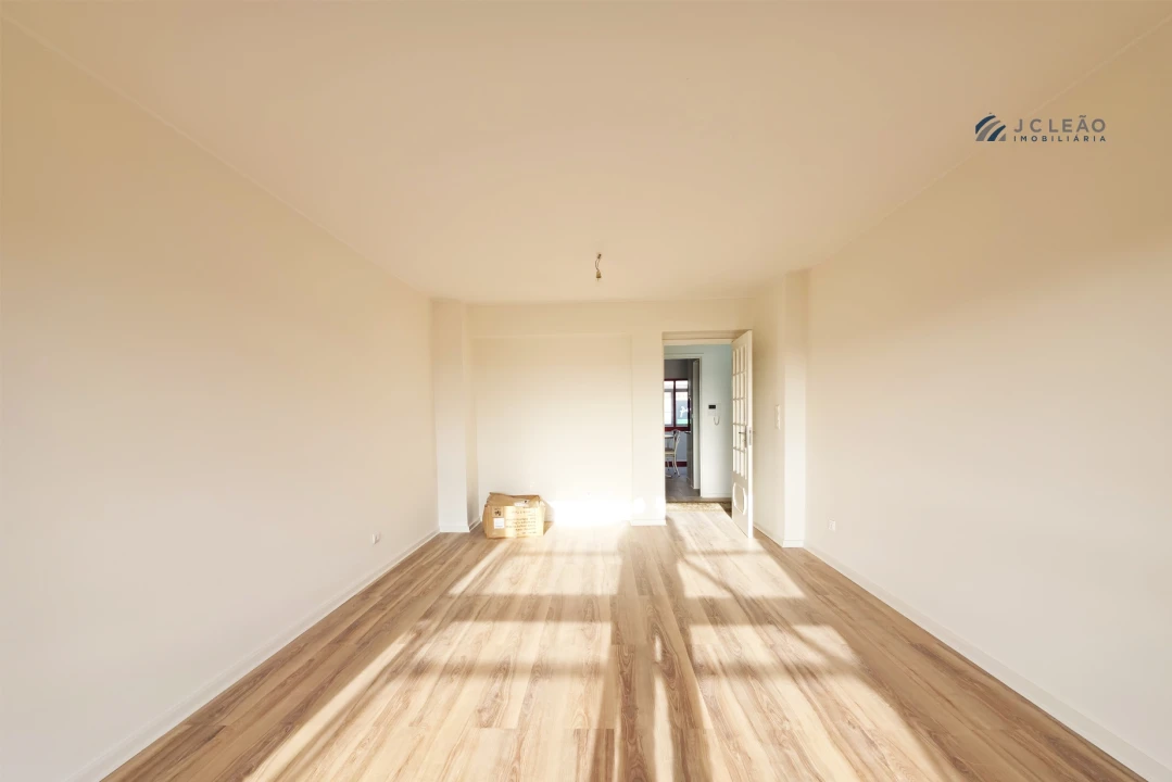 Apartamento T3 para Arrendamento em Matosinhos e Leça da Palmeira Foto 1