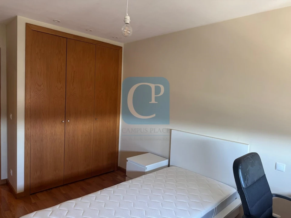 Apartamento T1 para Arrendamento em São Mamede de Infesta e Senhora da Hora Foto 11