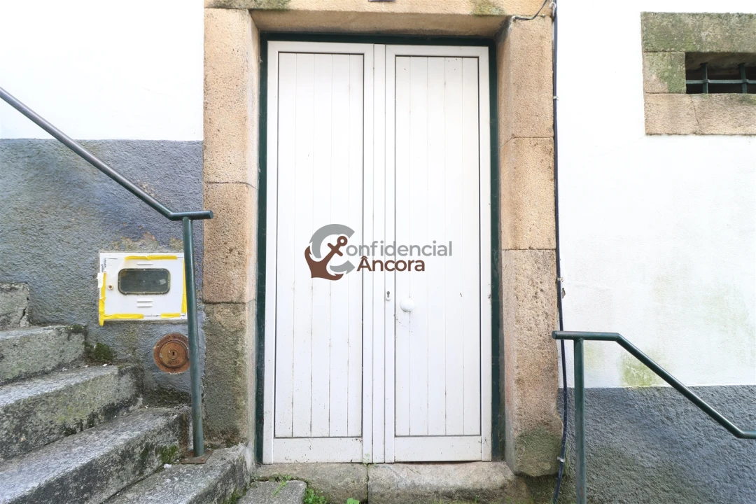 Moradia T0 para Venda em Gouveia (São Pedro e São Julião) Foto 13