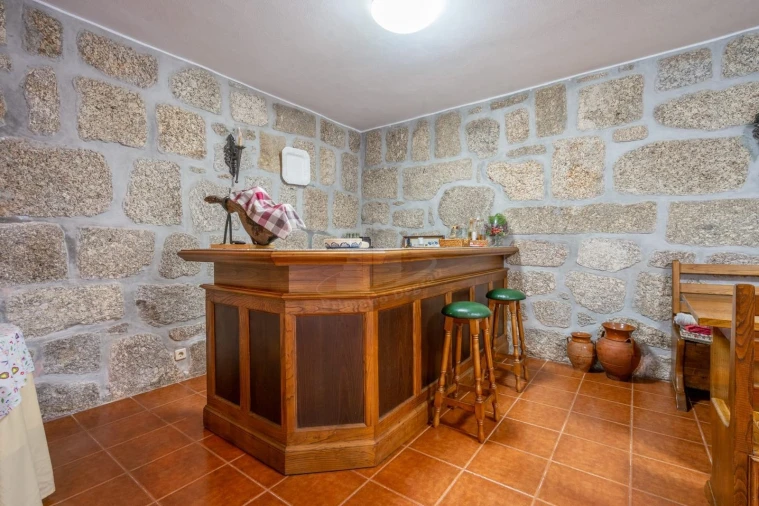 Quinta T3 para Venda em Bouro (Santa Maria) Foto 39