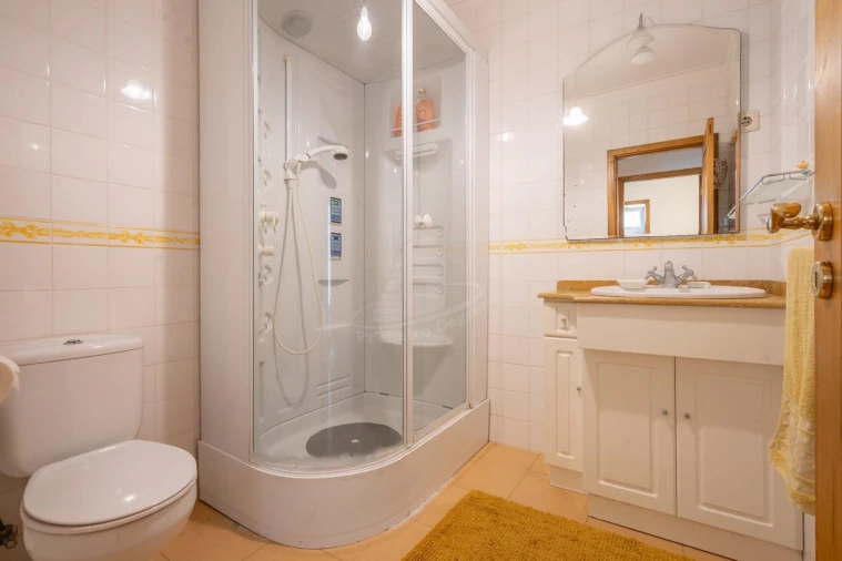 Quinta T3 para Venda em Bouro (Santa Maria) Foto 28