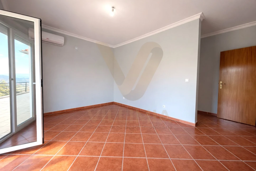 Moradia T2 para Venda em Gemieira Foto 20