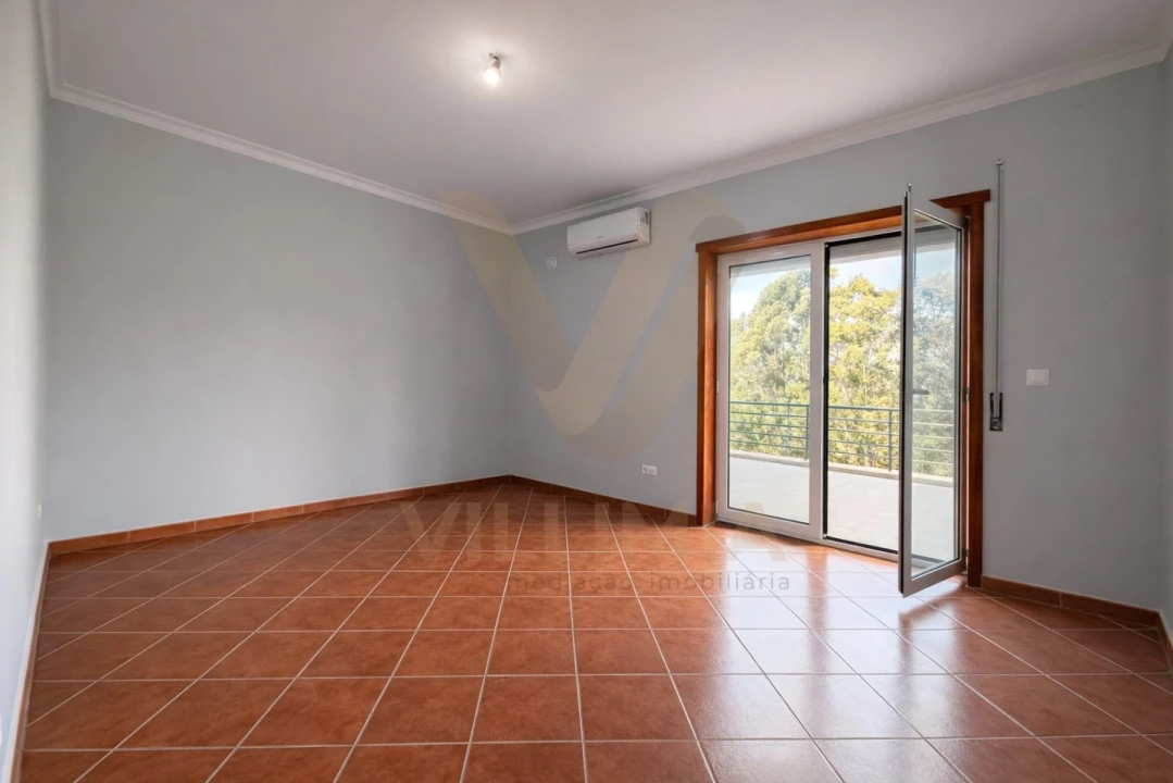 Moradia T2 para Venda em Gemieira Foto 23