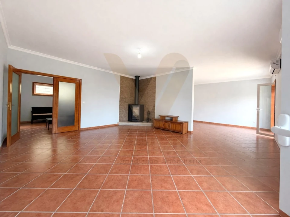 Moradia T2 para Venda em Gemieira Foto 13