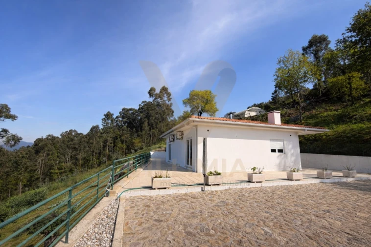 Moradia T2 para Venda em Gemieira Foto 7