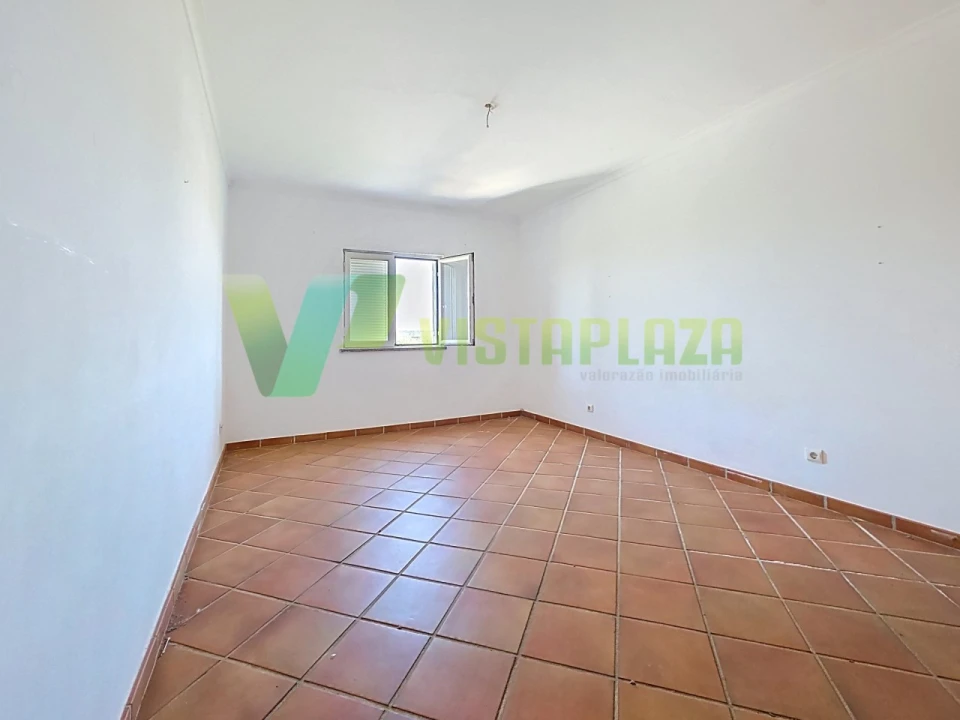 Moradia T5 para Venda em Estômbar e Parchal Foto 15