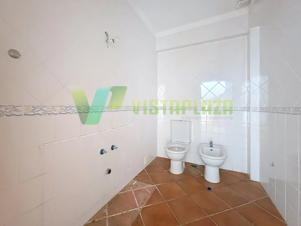 Moradia T5 para Venda em Estômbar e Parchal Foto 19