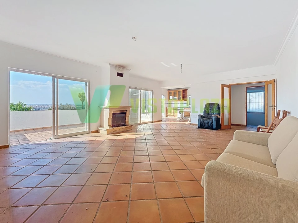 Moradia T5 para Venda em Estômbar e Parchal Foto 21