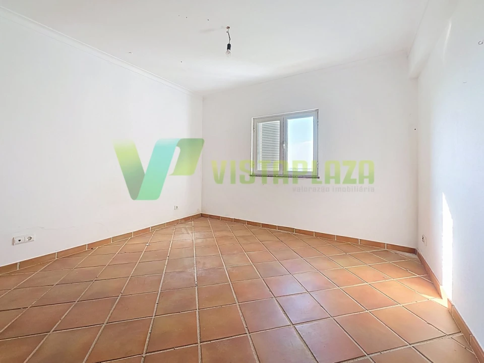 Moradia T5 para Venda em Estômbar e Parchal Foto 44