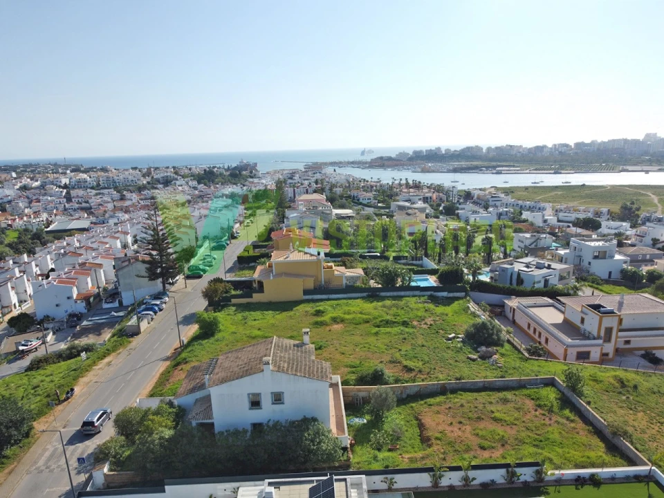 Moradia T5 para Venda em Estômbar e Parchal Foto 38